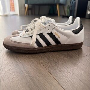 Adidas Sambas